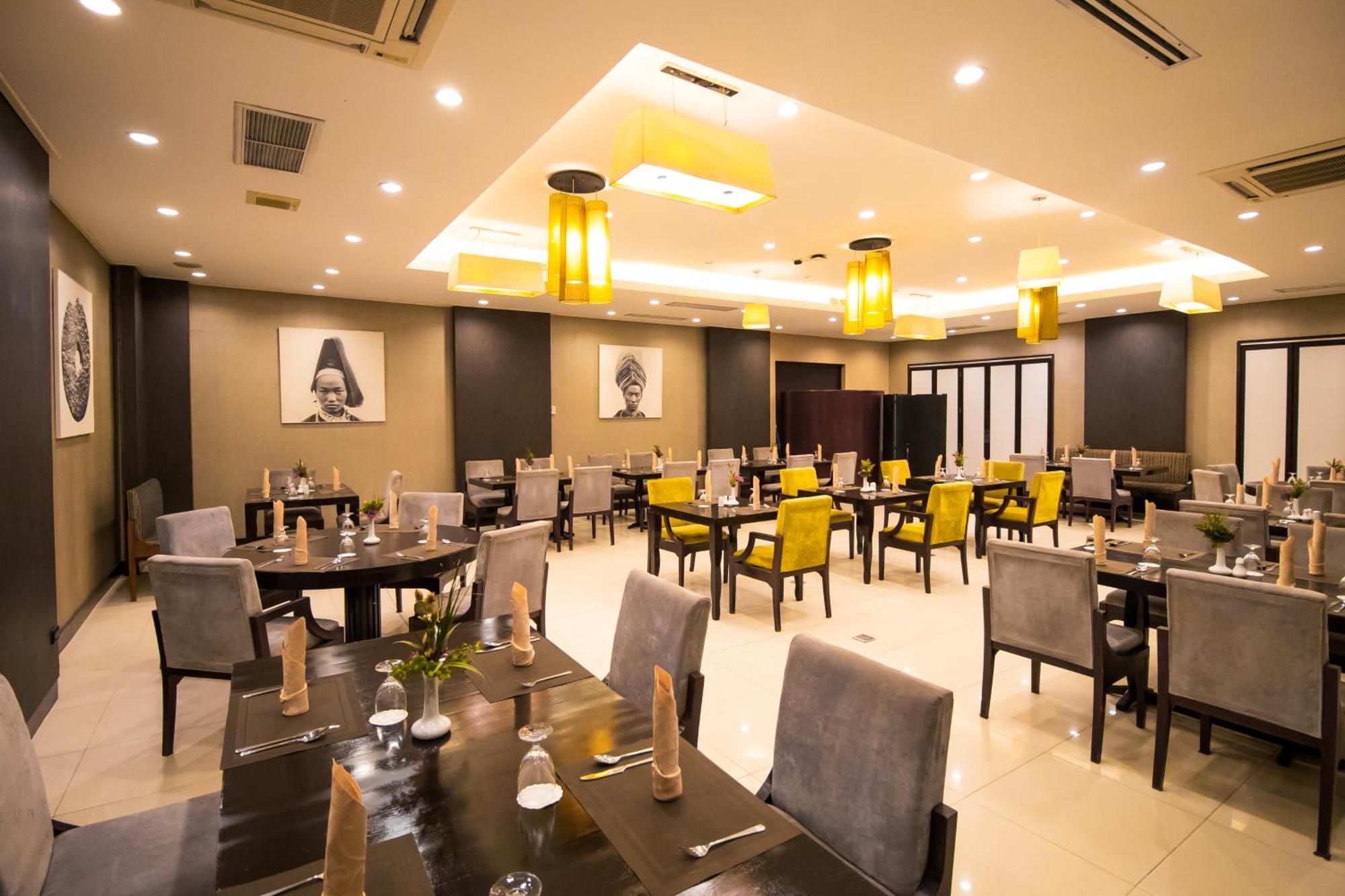 Laotel Vientiane Luaran gambar
