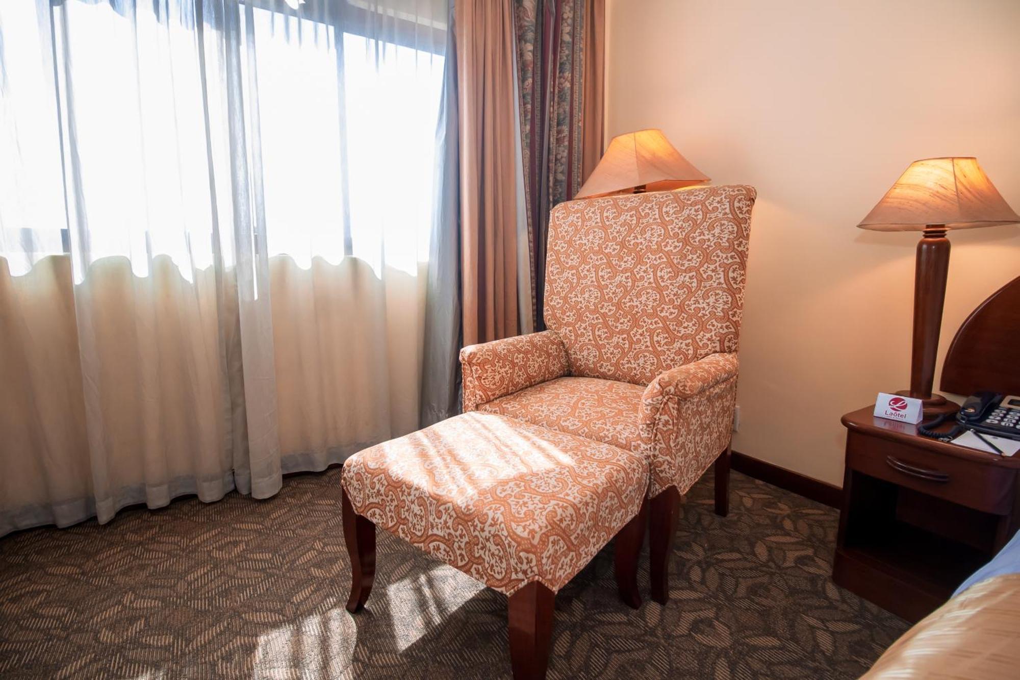 Laotel Vientiane Luaran gambar